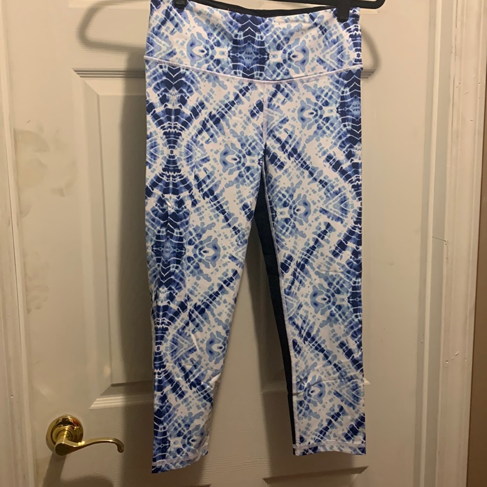 Victoria secret VSX Sport crop workout legging size medium
